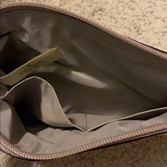 Kate Spade Pouch - Picture 5 of 5